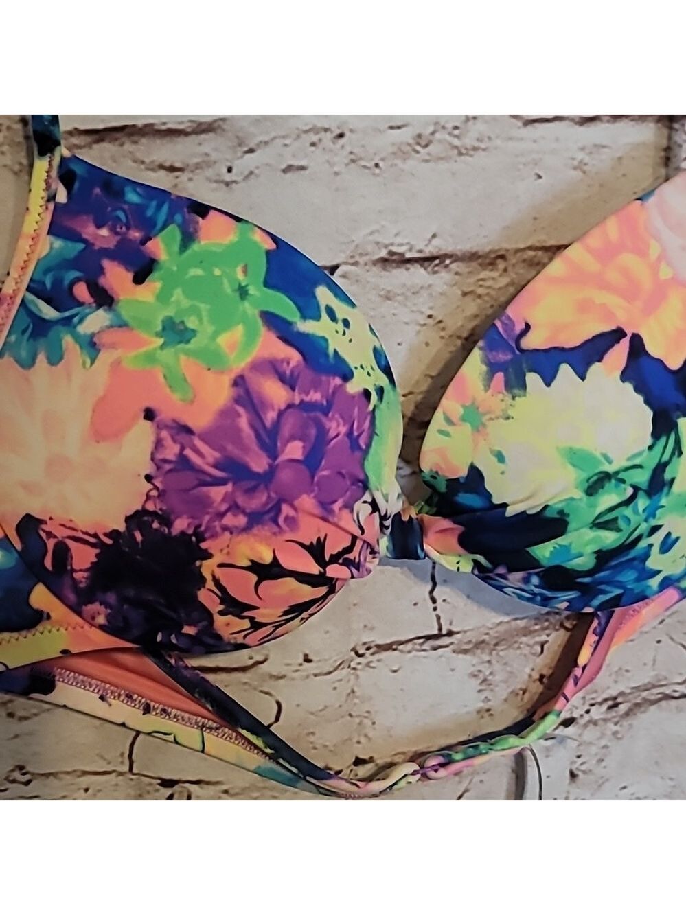 Pink Victoria's secret bathing suit top sz small bikini top - Picture 2 of 3